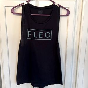 Fleo dark blue muscle tank size small